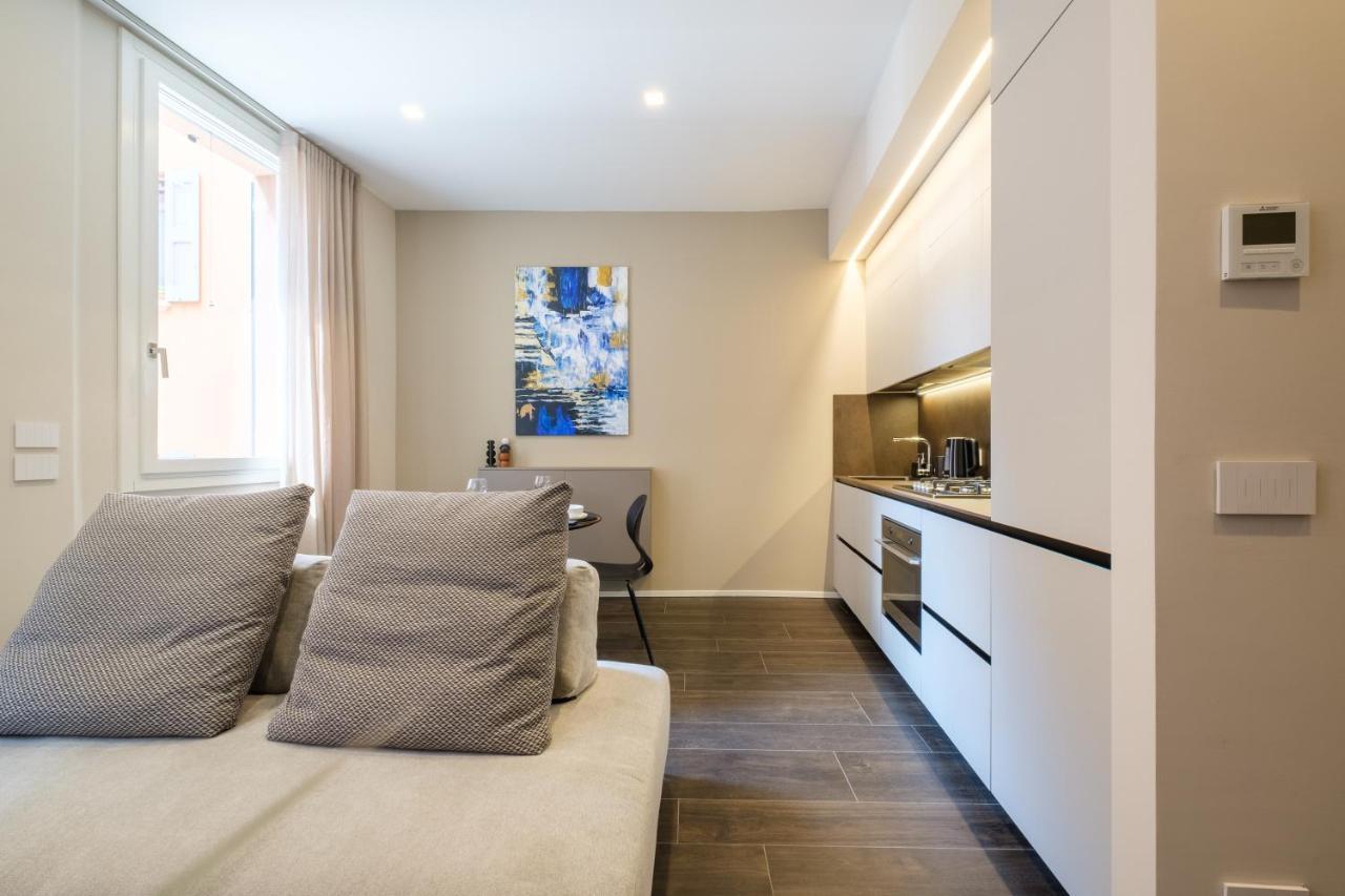 Golden Suite By Studio Vita โบโลญญา ภายนอก รูปภาพ