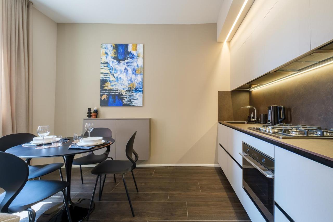 Golden Suite By Studio Vita โบโลญญา ภายนอก รูปภาพ