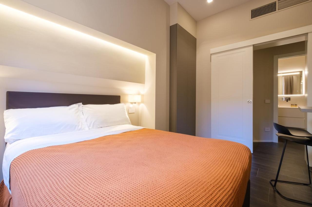 Golden Suite By Studio Vita โบโลญญา ภายนอก รูปภาพ