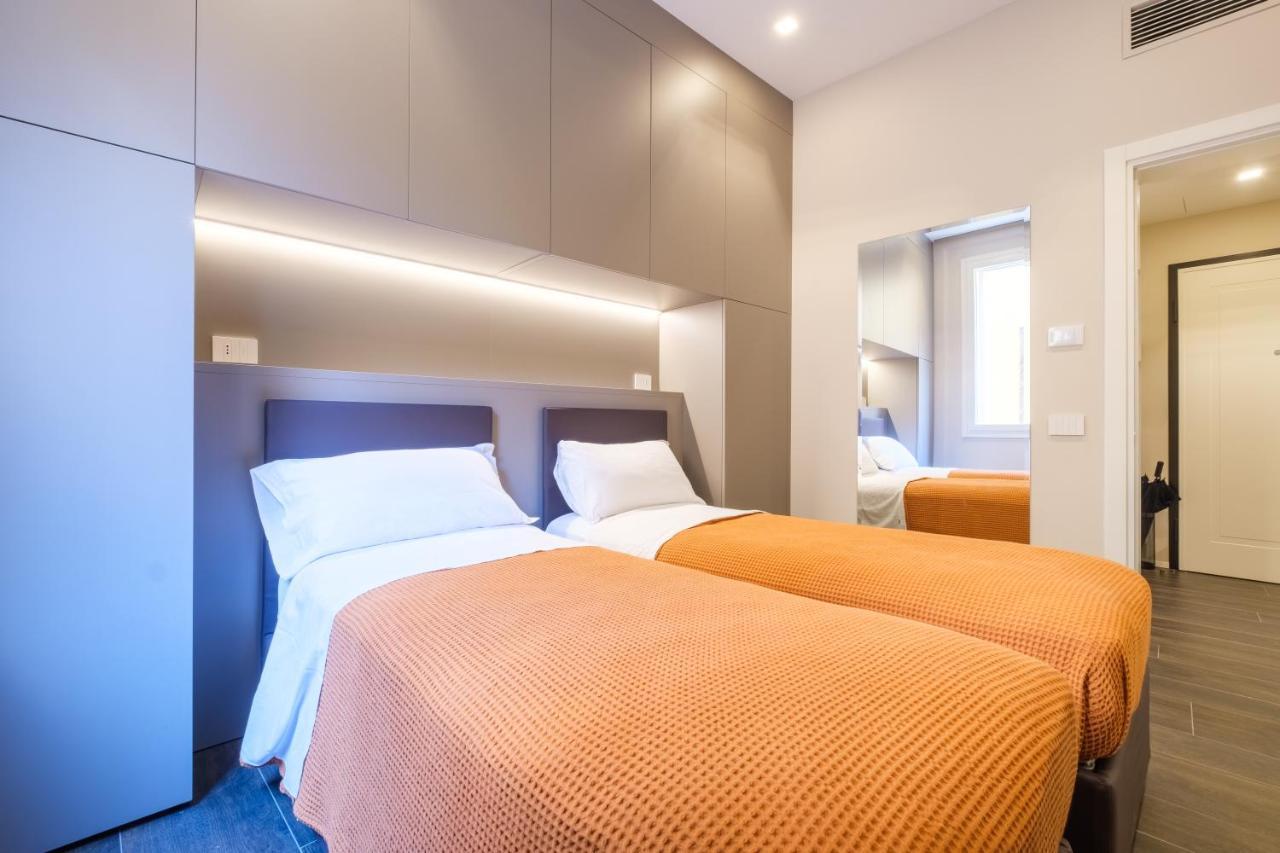 Golden Suite By Studio Vita โบโลญญา ภายนอก รูปภาพ
