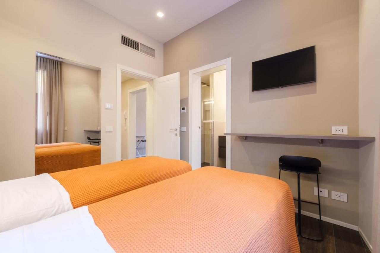 Golden Suite By Studio Vita โบโลญญา ภายนอก รูปภาพ
